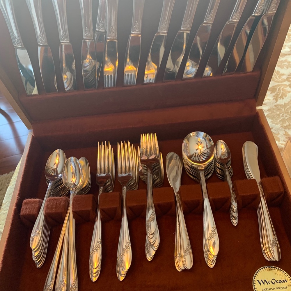 Queen Bess II Tudor Plate silver plate flatware - Picture 13 of 14